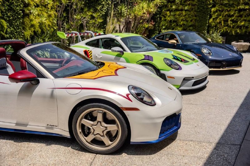 Три эксклюзивных Porsche в стиле «Истории игрушек» проданы коллекционеру