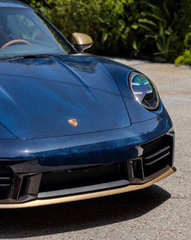 Три эксклюзивных Porsche в стиле «Истории игрушек» проданы коллекционеру