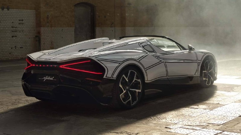 Bugatti представил уникальный гиперкар W16 Mistral Blanc Éternel с фарфоровыми вставками