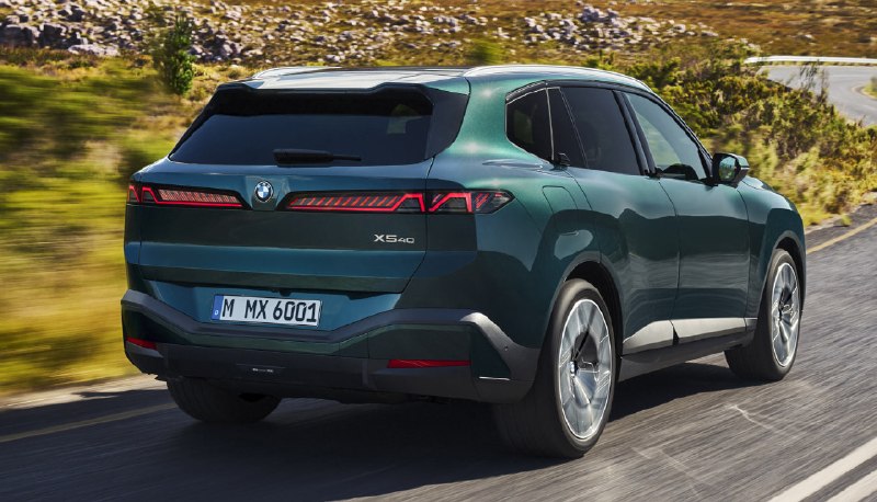 BMW представила новый X5 пятого поколения BMW представила новый X5 пятого поколения