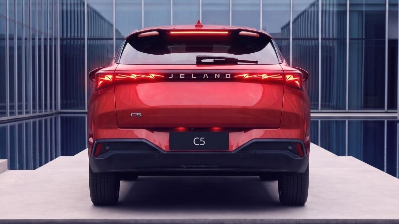 Кроссовер Omoda C5 переименован в Jeland C5 Кроссовер Omoda C5 переименован в Jeland C5