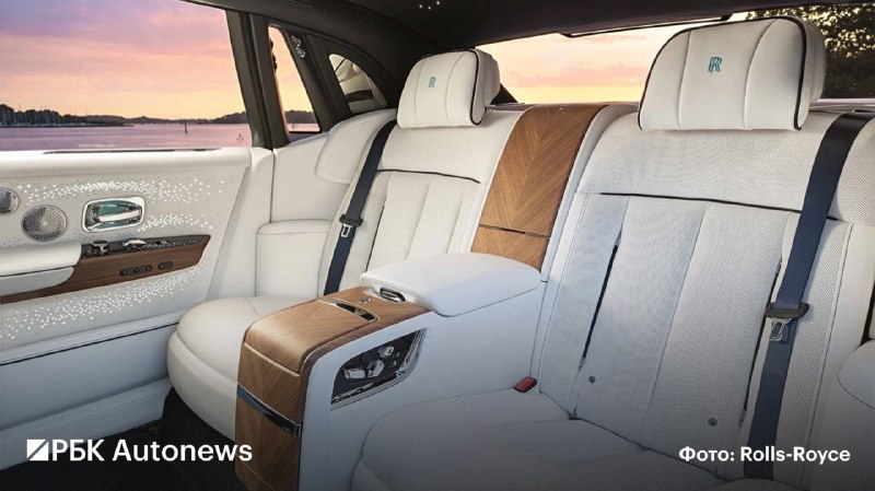 Rolls-Royce представил эксклюзивный Phantom Extended Regatta Rolls-Royce представил эксклюзивный Phantom Extended Regatta