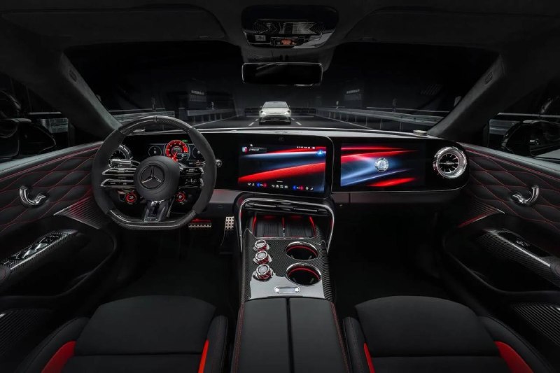 Mercedes готовит 1153-сильный электрический кроссовер для борьбы с Lamborghini Urus Mercedes готовит 1153-сильный электрический кроссовер для борьбы с Lamborghini Urus