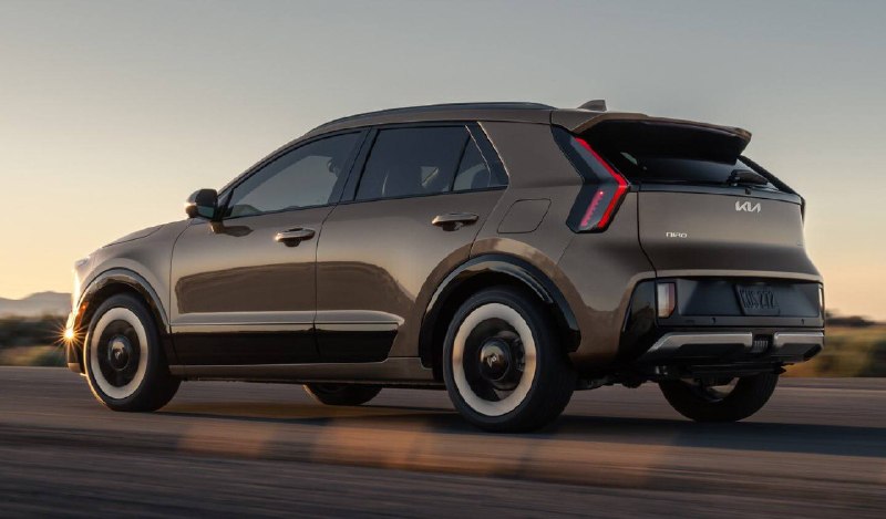 Kia представила обновлённый Niro для Америки Kia представила обновлённый Niro для Америки