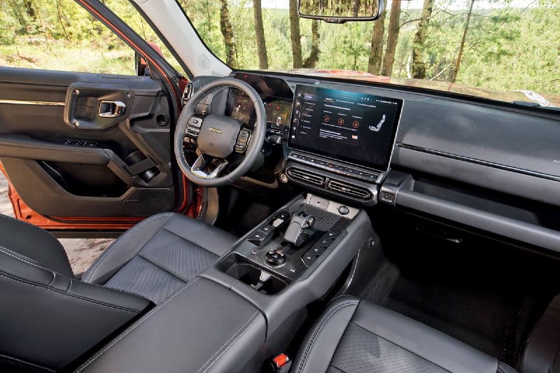 Сравнительный тест Haval H7 и Jetour T2 в песках Сравнительный тест Haval H7 и Jetour T2 в песках