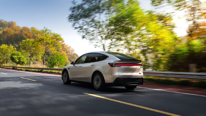 Удлиненная Tesla Model YL стала новым флагманом Tesla в США Удлиненная Tesla Model YL стала новым флагманом Tesla в США
