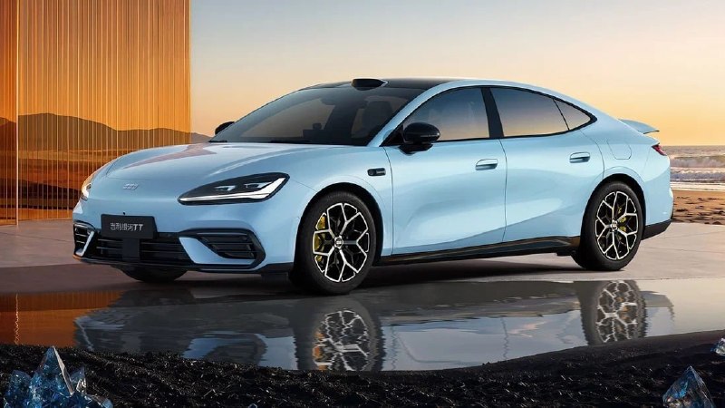 Geely представила электрический седан Galaxy TT — конкурента Xiaomi SU7 с запасом хода до 725 км Geely представила электрический седан Galaxy TT — конкурента Xiaomi SU7 с запасом хода до 725 км