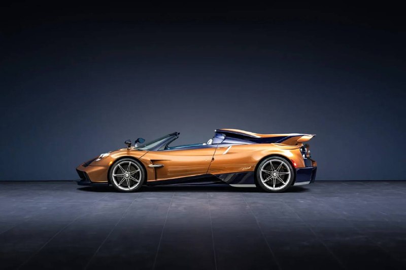 Pagani Huayra 70 Derecho: редкий родстер с V12 и механикой к юбилею основателя Pagani Huayra 70 Derecho: редкий родстер с V12 и механикой к юбилею основателя