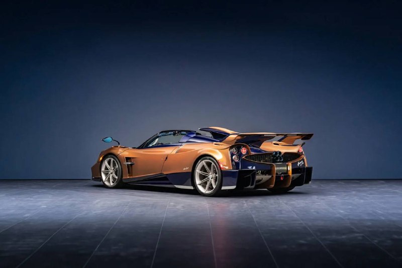 Pagani Huayra 70 Derecho: редкий родстер с V12 и механикой к юбилею основателя Pagani Huayra 70 Derecho: редкий родстер с V12 и механикой к юбилею основателя