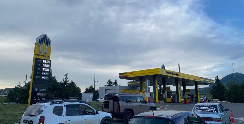 Трудный вечер поиска бензина в Ставрополье