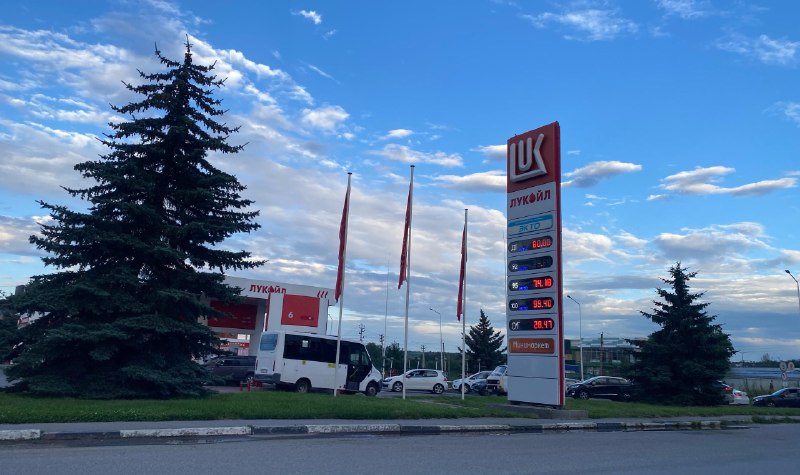 Трудный вечер поиска бензина в Ставрополье