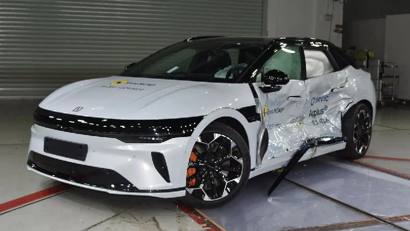 Zeekr 007 GT превзошел BMW iX3 в краш-тесте Euro NCAP Zeekr 007 GT превзошел BMW iX3 в краш-тесте Euro NCAP