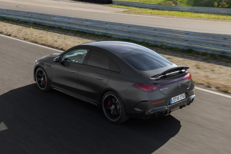 Mercedes-AMG представил электрический CLA 45: 680 сил, звук ДВС и дрифт-режим Mercedes-AMG представил электрический CLA 45: 680 сил, звук ДВС и дрифт-режим