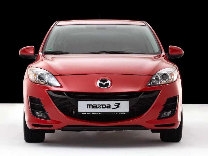 Mazda 3 второго поколения: надежный выбор за миллион рублей