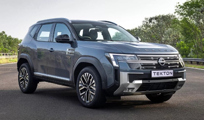 Nissan представил новый кроссовер на базе Duster для Индии