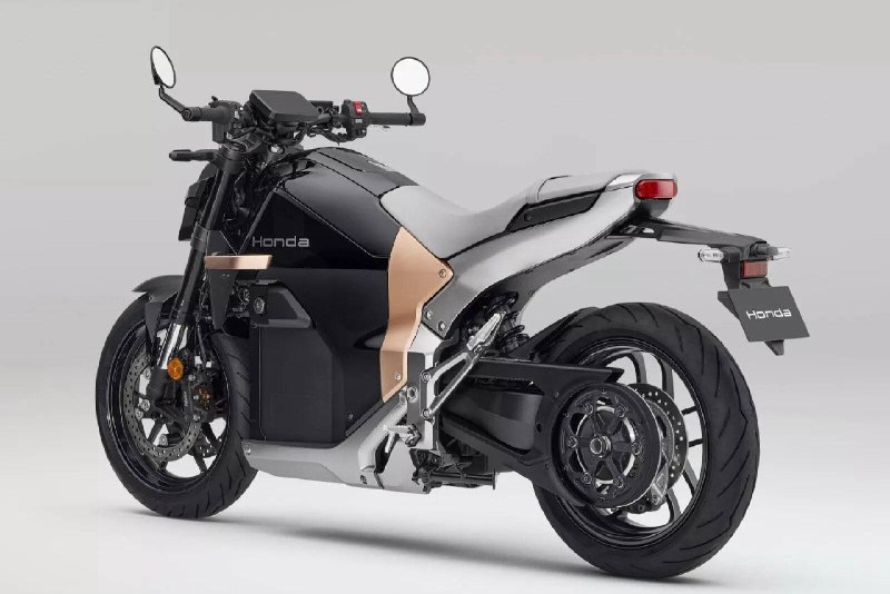 Honda вышла на рынок электромотоциклов с моделью WN7 Honda вышла на рынок электромотоциклов с моделью WN7