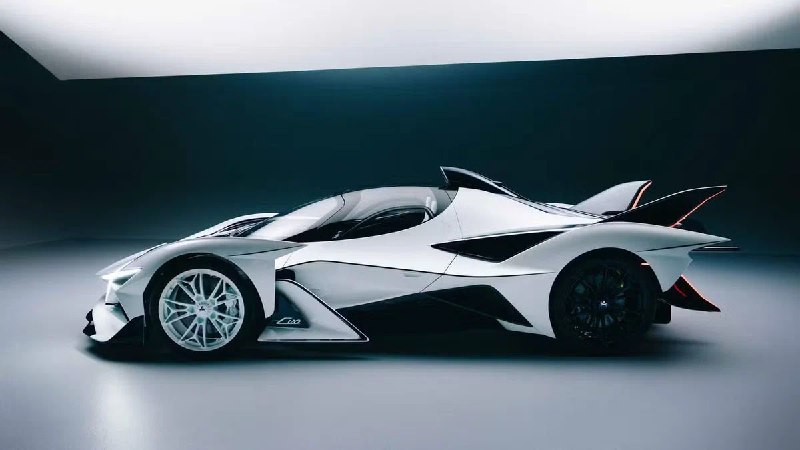 Apollo Evo Caribbean Dragon: редкий суперкар с алмазной пылью Apollo Evo Caribbean Dragon: редкий суперкар с алмазной пылью