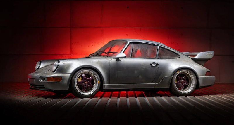Покрытый пылью Porsche 911 стал самым дорогим в истории модели Покрытый пылью Porsche 911 стал самым дорогим в истории модели
