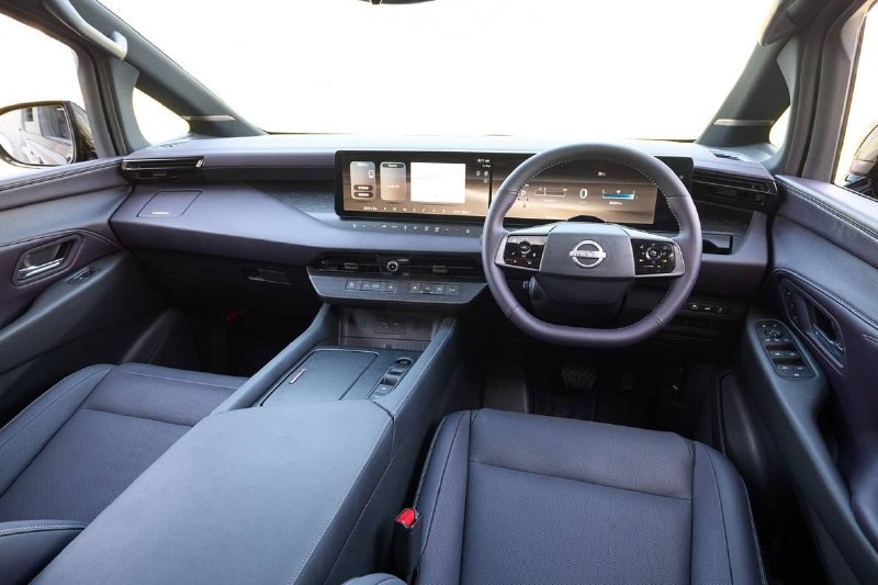 Nissan готовит конкурента Toyota Alphard Nissan готовит конкурента Toyota Alphard