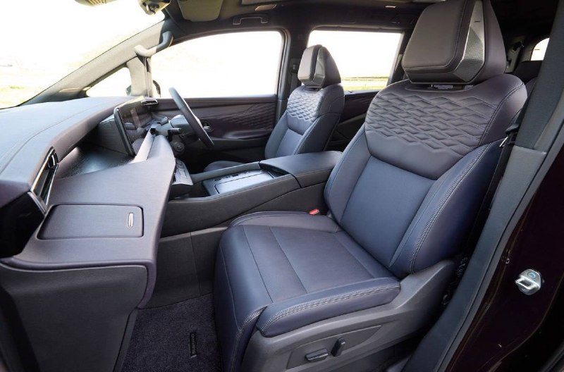 Nissan готовит конкурента Toyota Alphard Nissan готовит конкурента Toyota Alphard