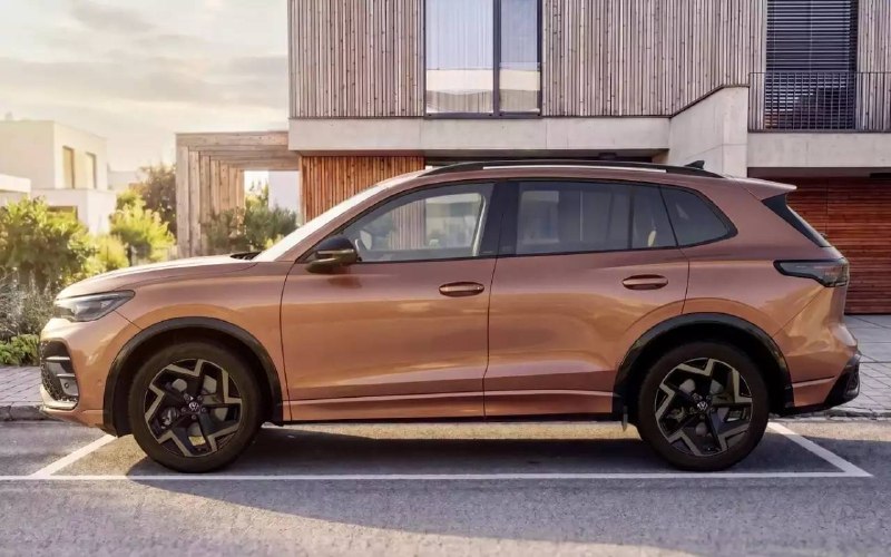 Volkswagen представил юбилейную версию Tiguan Edition 20 в честь 20-летия модели Volkswagen представил юбилейную версию Tiguan Edition 20 в честь 20-летия модели