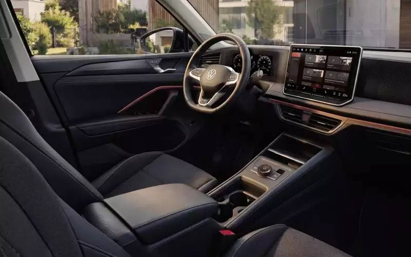 Volkswagen представил юбилейную версию Tiguan Edition 20 в честь 20-летия модели Volkswagen представил юбилейную версию Tiguan Edition 20 в честь 20-летия модели