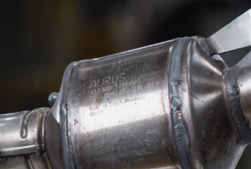Неловкость в пресс-релизе Росатома: фото катализатора из Чехии для Aurus Неловкость в пресс-релизе Росатома: фото катализатора из Чехии для Aurus