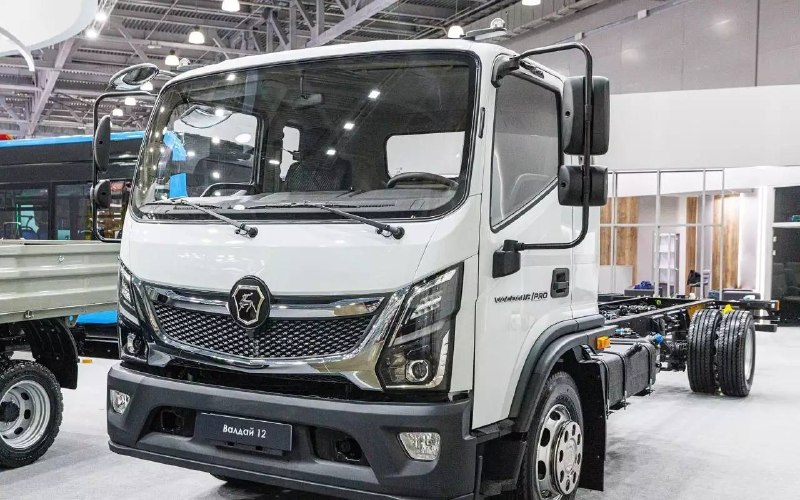 ГАЗ обновил Валдай 12: новый двигатель ЯМЗ-535 и улучшенная кабина ГАЗ обновил Валдай 12: новый двигатель ЯМЗ-535 и улучшенная кабина