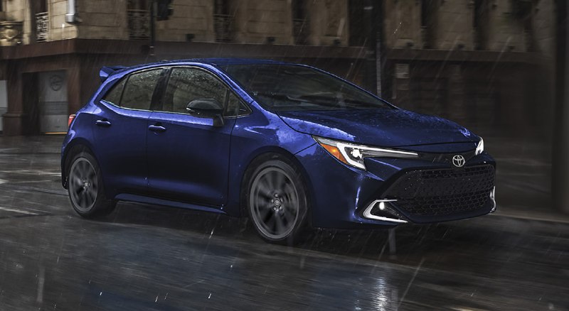 Toyota обновила Prius и Corolla Hatchback 2027 года для США Toyota обновила Prius и Corolla Hatchback 2027 года для США