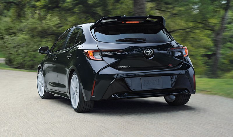 Toyota обновила Prius и Corolla Hatchback 2027 года для США Toyota обновила Prius и Corolla Hatchback 2027 года для США