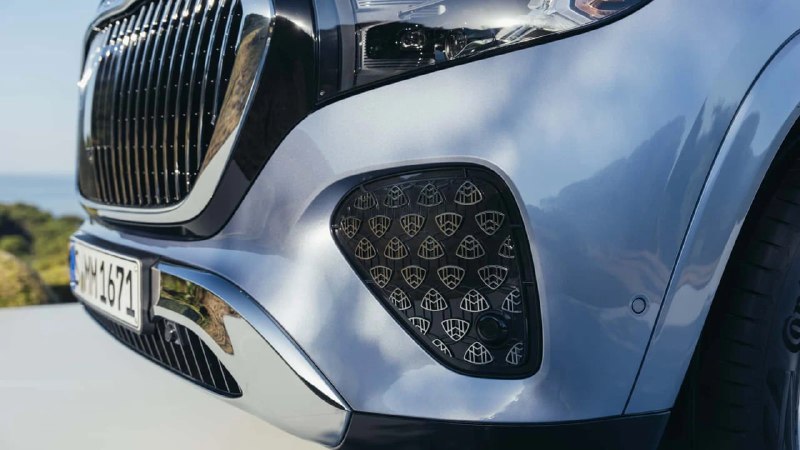 Mercedes представил обновлённый Maybach GLS с новым V8 и Superscreen Mercedes представил обновлённый Maybach GLS с новым V8 и Superscreen