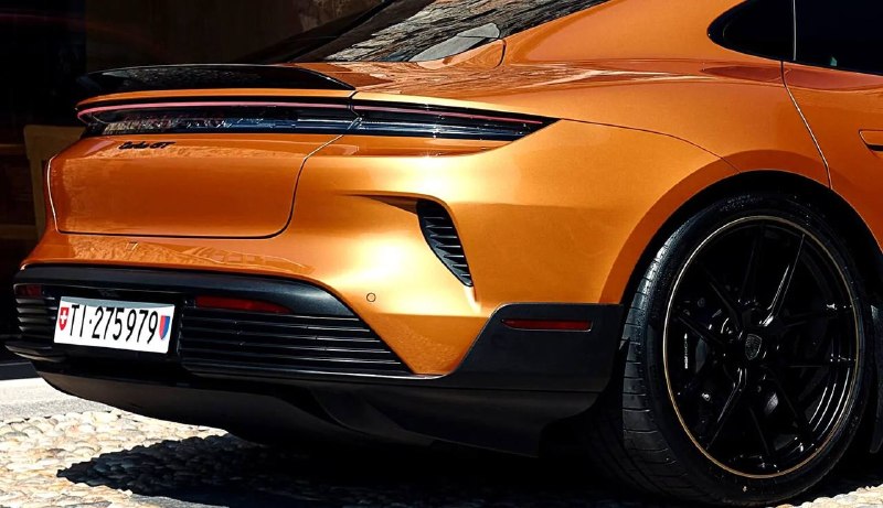 Уникальный четвёртый Porsche Taycan для швейцарского коллекционера Уникальный четвёртый Porsche Taycan для швейцарского коллекционера