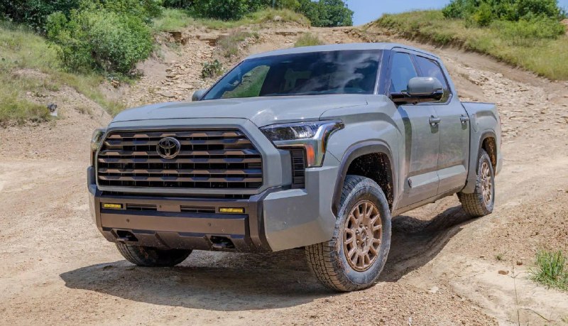 Toyota Tundra 2027: обновление и новая версия Trailhunter для бездорожья