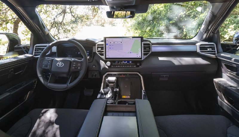 Toyota Tundra 2027: обновление и новая версия Trailhunter для бездорожья