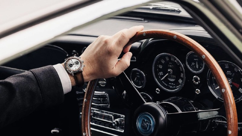 Aston Martin и Breitling выпустили лимитированные часы в честь DB5 и Джеймса Бонда Aston Martin и Breitling выпустили лимитированные часы в честь DB5 и Джеймса Бонда