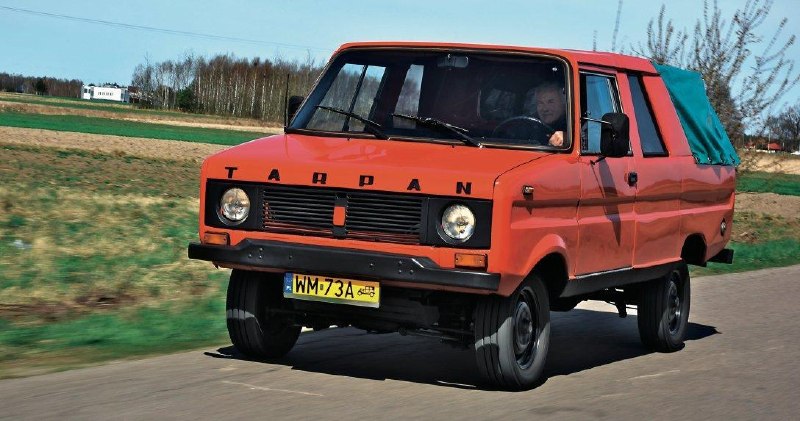 FSR Tarpan 233: польский фермерский автомобиль с подвижной кабиной FSR Tarpan 233: польский фермерский автомобиль с подвижной кабиной