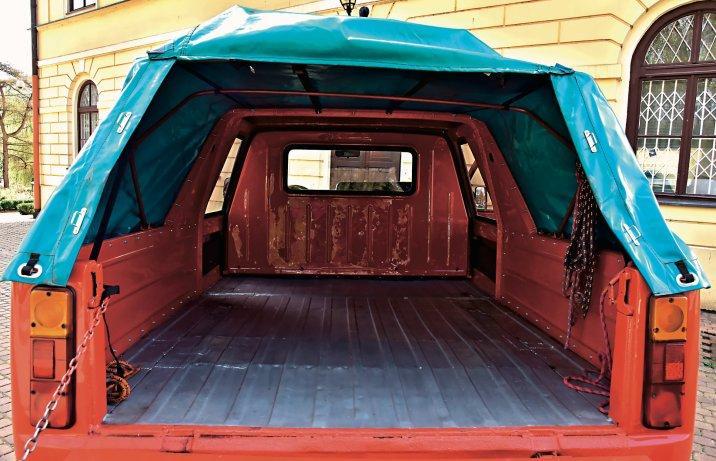 FSR Tarpan 233: польский фермерский автомобиль с подвижной кабиной FSR Tarpan 233: польский фермерский автомобиль с подвижной кабиной
