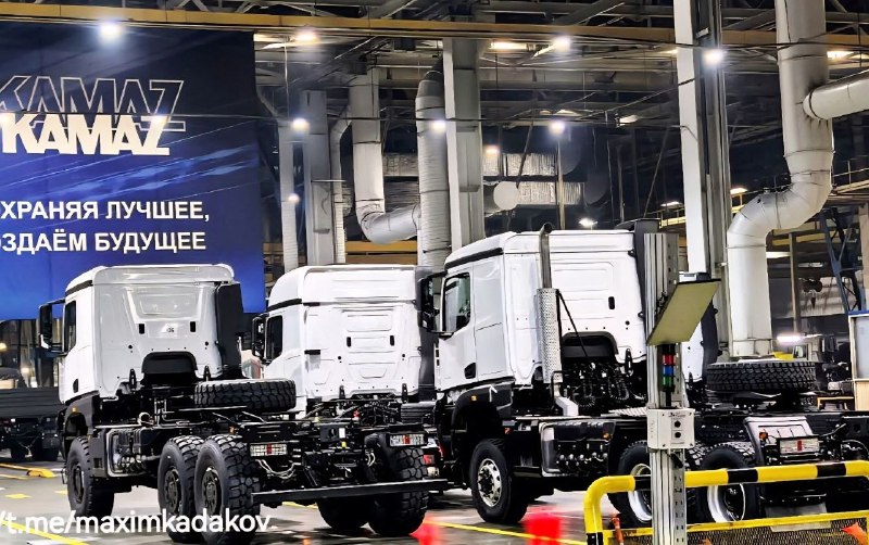 КАМАЗ отменил режим неполной рабочей недели из-за роста заказов КАМАЗ отменил режим неполной рабочей недели из-за роста заказов