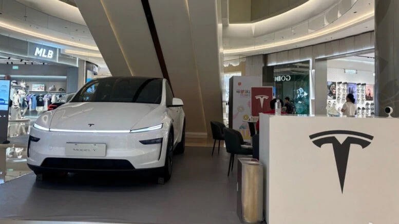 Топ-3 кроссоверов Китая: Tesla Model Y, Li Auto i6 и Geely Atlas IV Топ-3 кроссоверов Китая: Tesla Model Y, Li Auto i6 и Geely Atlas IV