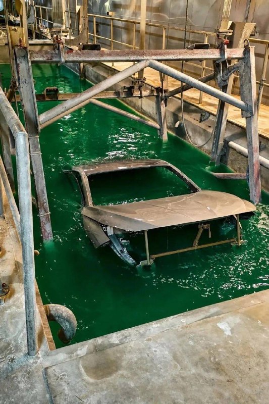 Москвич М70: скоро сварка и окраска