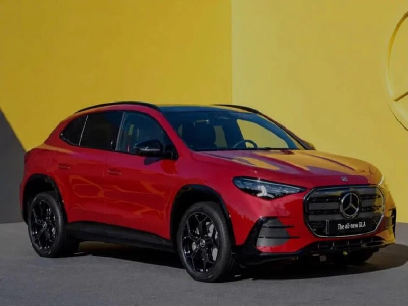 Mercedes-Benz GLA нового поколения рассекречен за день до премьеры