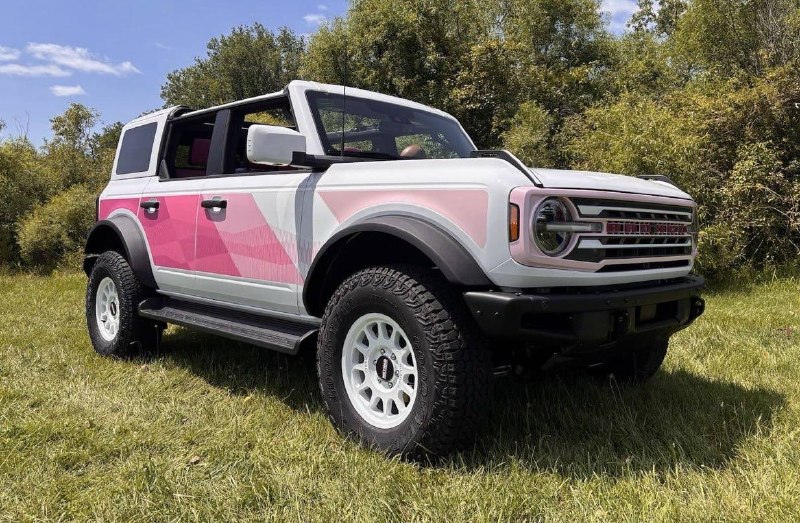 Ford представил яркую спецверсию Bronco Desert Rising Edition Ford представил яркую спецверсию Bronco Desert Rising Edition