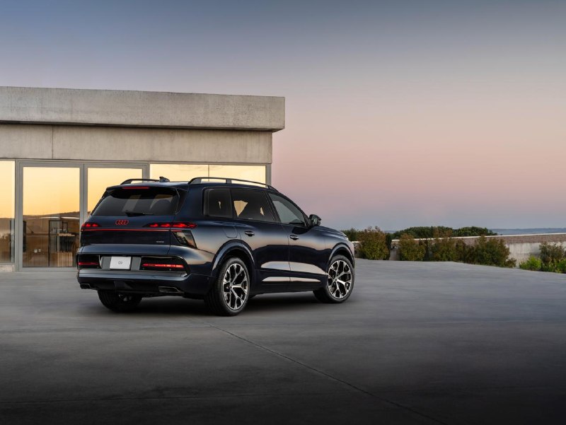 Audi представила новый флагманский кроссовер Q9