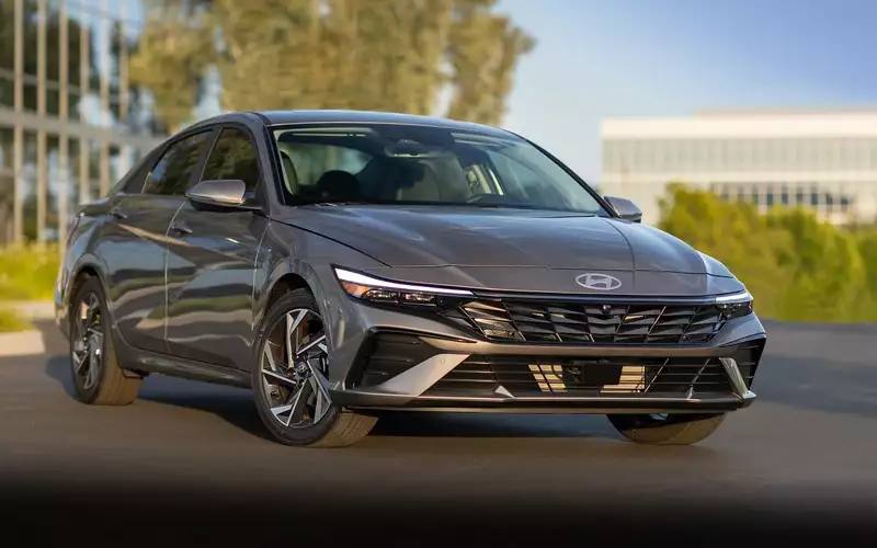 Рестайлинговый Hyundai Elantra по цене ниже Лады Весты появился в России Рестайлинговый Hyundai Elantra по цене ниже Лады Весты появился в России