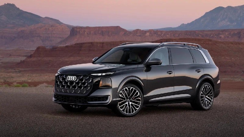 Audi представила самый большой кроссовер Q9 с дизельным V6 и конкуренцию с Zeekr 9X Audi представила самый большой кроссовер Q9 с дизельным V6 и конкуренцию с Zeekr 9X