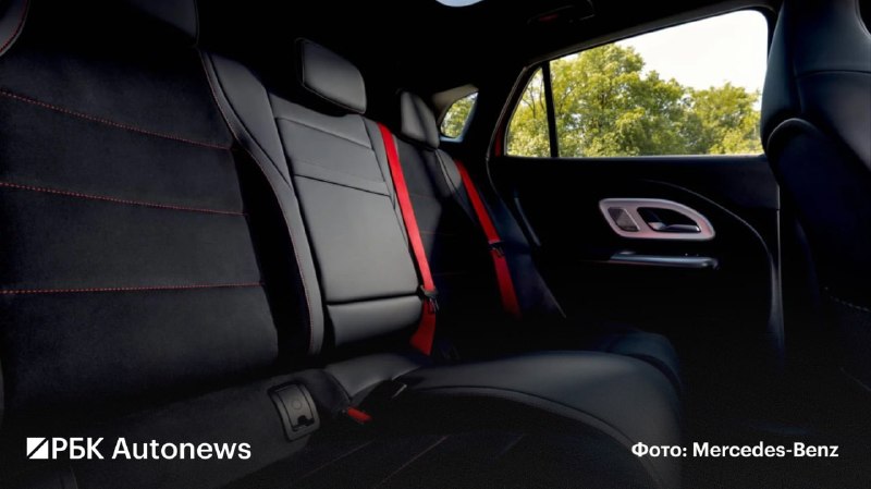 Mercedes-Benz официально представил новое поколение компактного кроссовера GLA