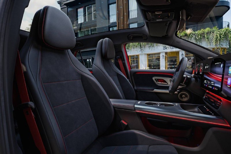 Mercedes-Benz представил GLA нового поколения Mercedes-Benz представил GLA нового поколения