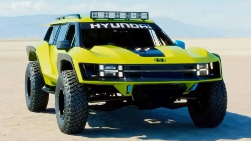 Hyundai показал внедорожный Santa Fe для гонок Baja Hyundai показал внедорожный Santa Fe для гонок Baja