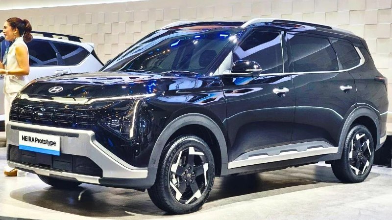 Hyundai Neira: электрический близнец Kia Carens EV представлен в Индонезии Hyundai Neira: электрический близнец Kia Carens EV представлен в Индонезии