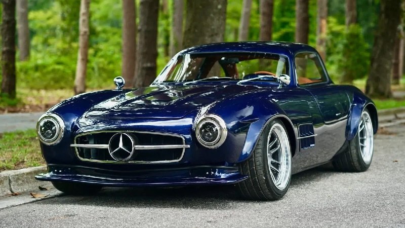 Реплика Mercedes-Benz 300 SL на базе Chrysler Crossfire: цена 300 000 долларов
